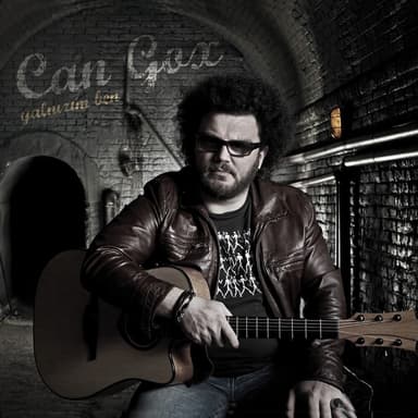 Yalnızım Ben album cover